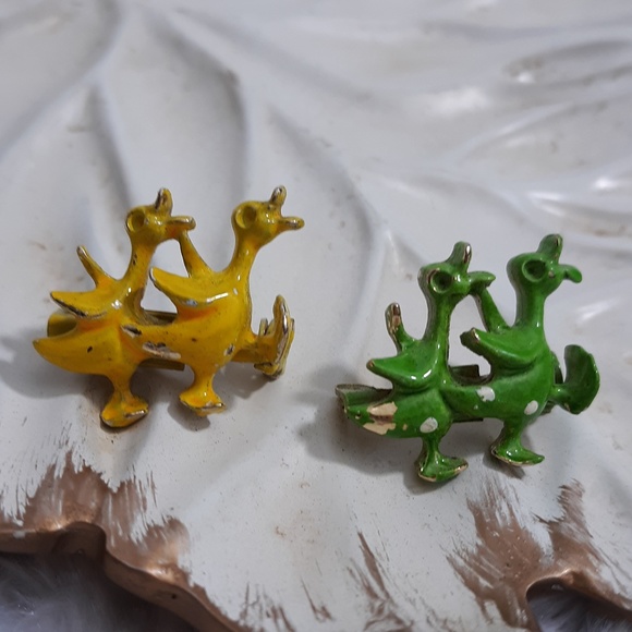 Vintage 4 Little Duckies Scatter Pins - Picture 3 of 7
